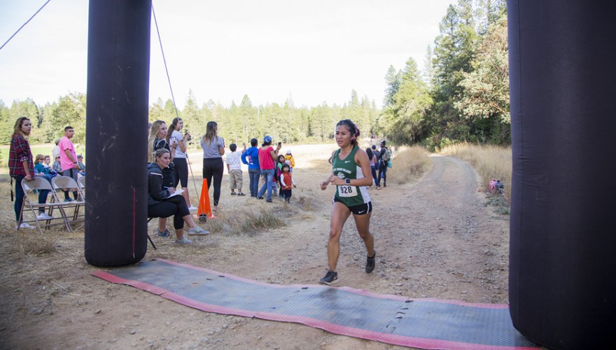 Pioneers Cross Country hosts runners at the 2017 PUC Invitational