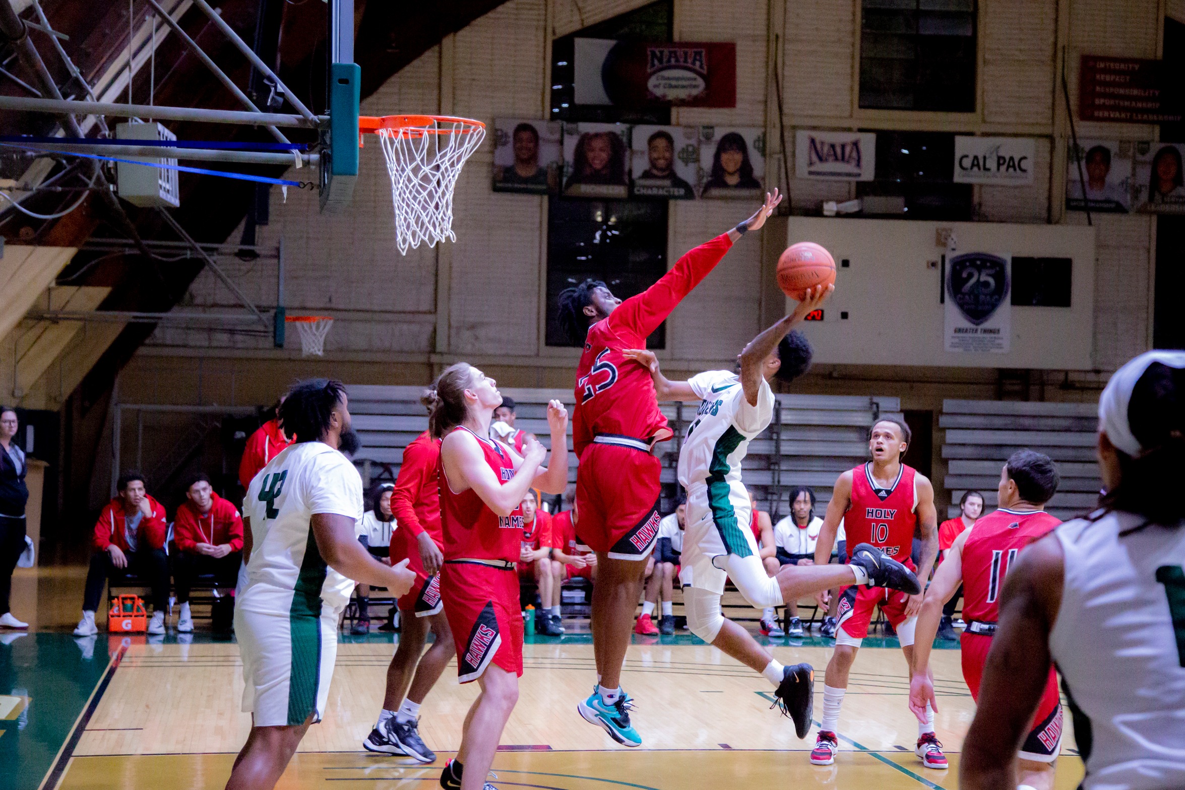 2022-11-03 - MBB vs Holy Names