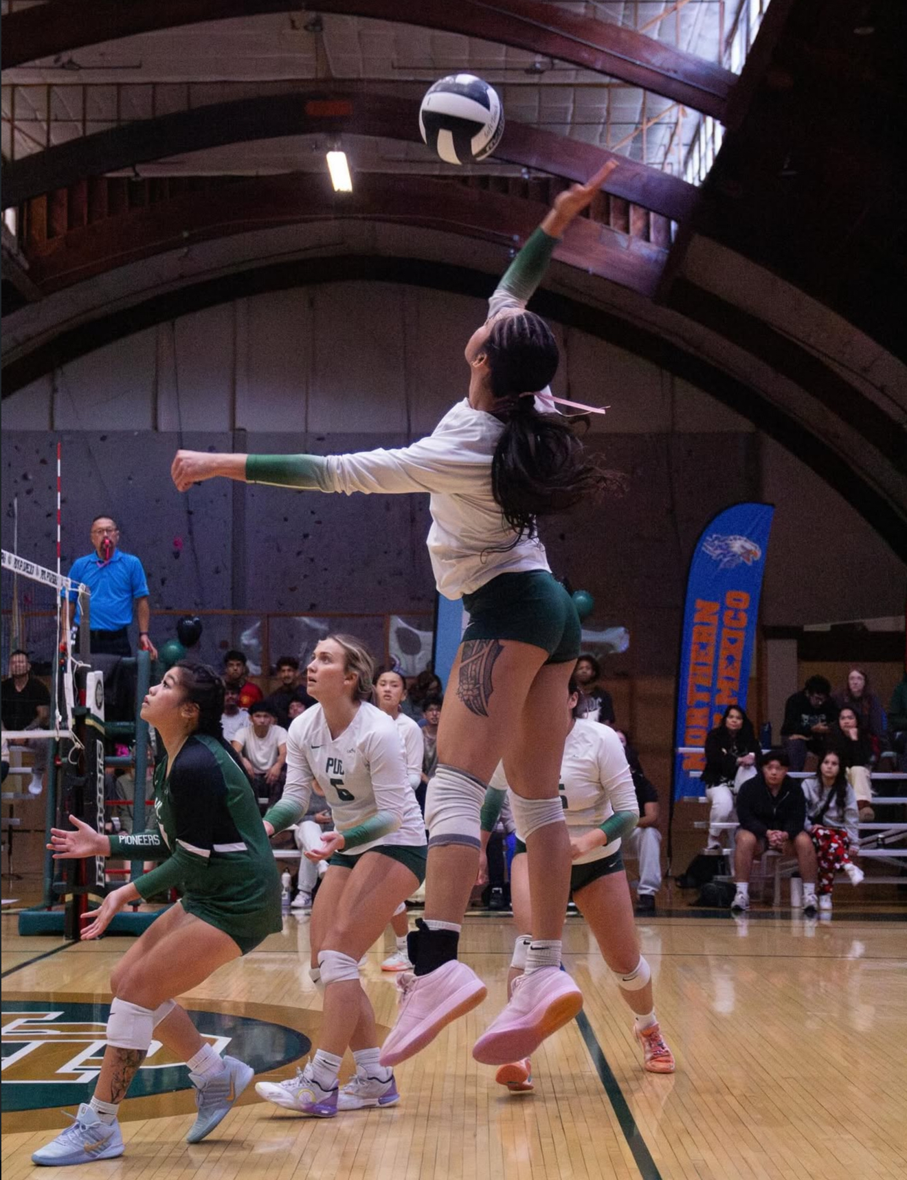 PUC Women&rsquo;s Volleyball Bounces Back in Dominant Fashion, Sweeps West Coast Baptist at home