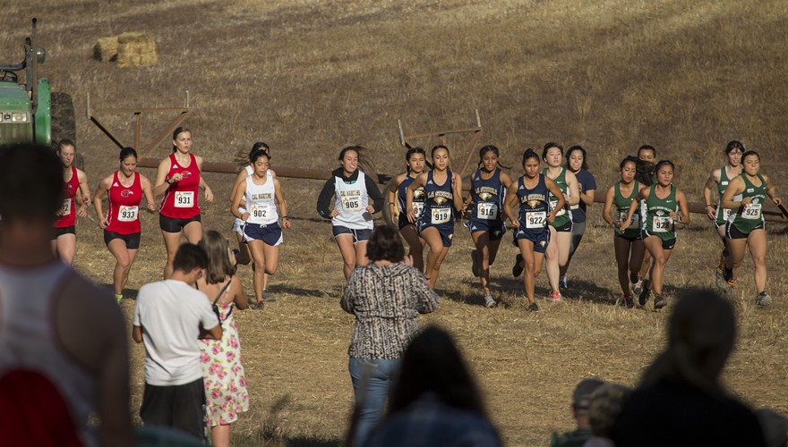 PIONEERS CROSS COUNTRY COMPETE AT THE CAL PAC CHAMPIONSHIP
